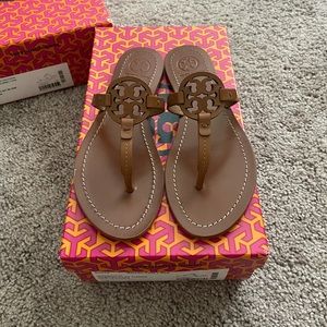 Tory burch sandal